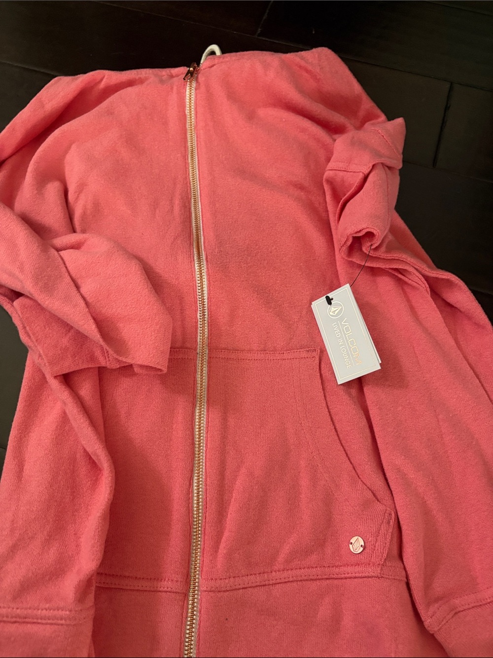 Volcom Coral Zip Hoodie and matching shorts— NWT
